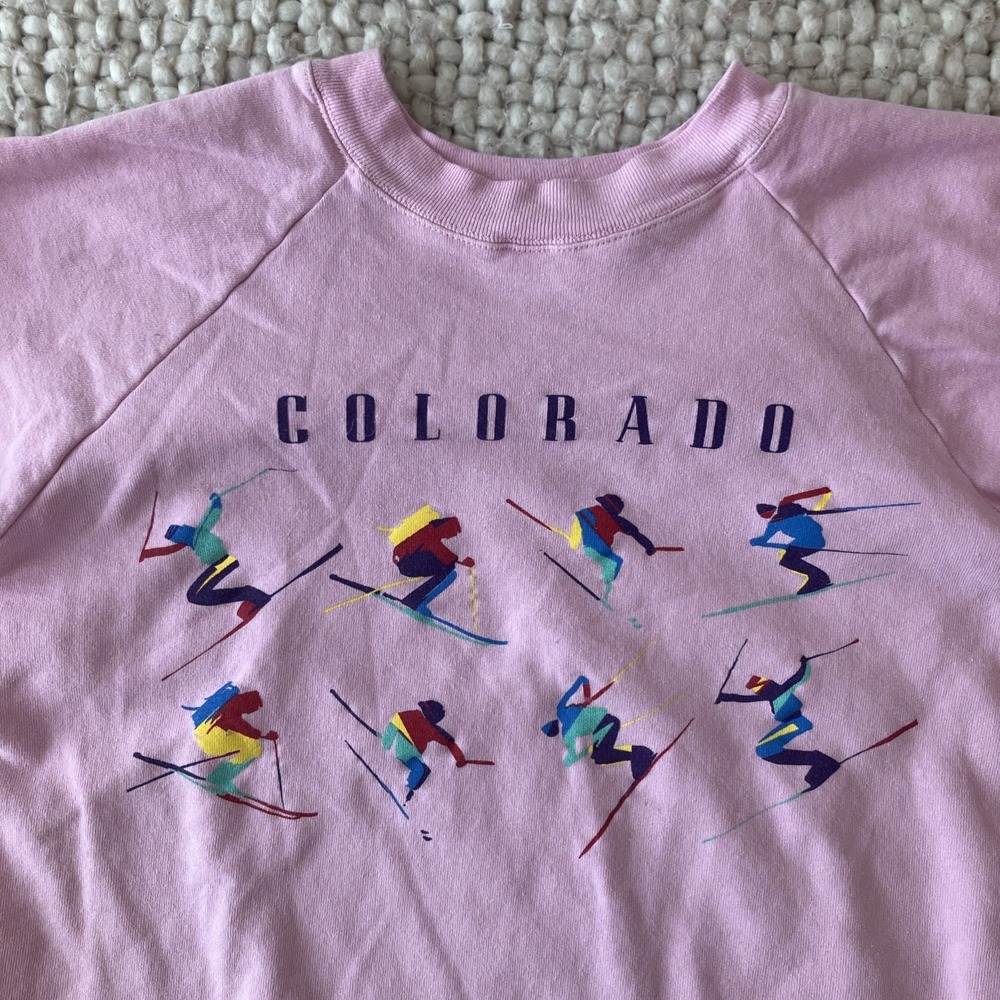 Women's Colorado Ski Crewneck Sweatshirt Medium/ Small Pink Retro Artsy Colorful